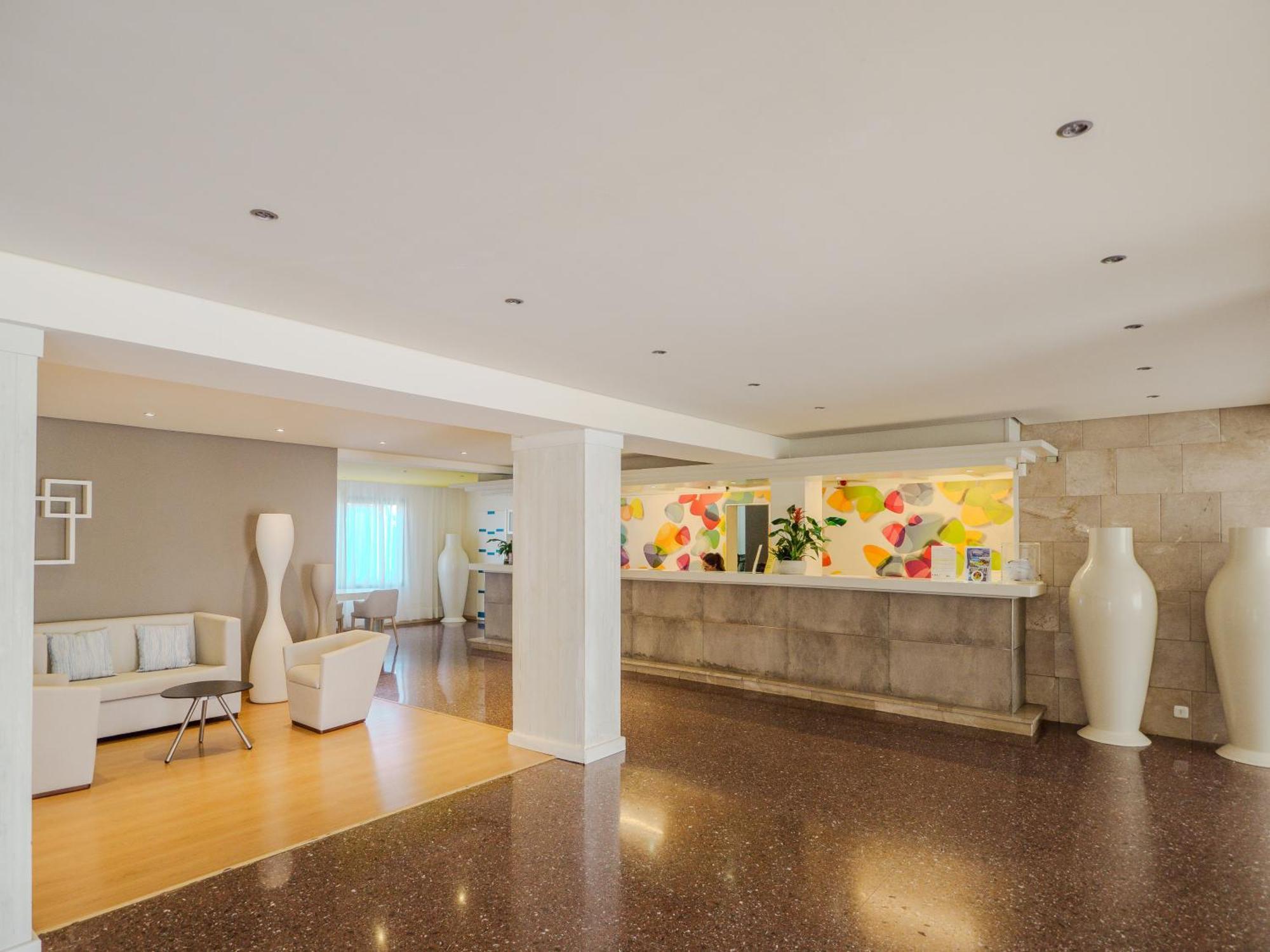 Hotel Santa Maria Playa Cala Millor  Kültér fotó